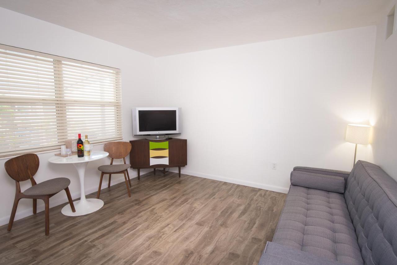 Regency Inn & Suites Sarasota Eksteriør bilde